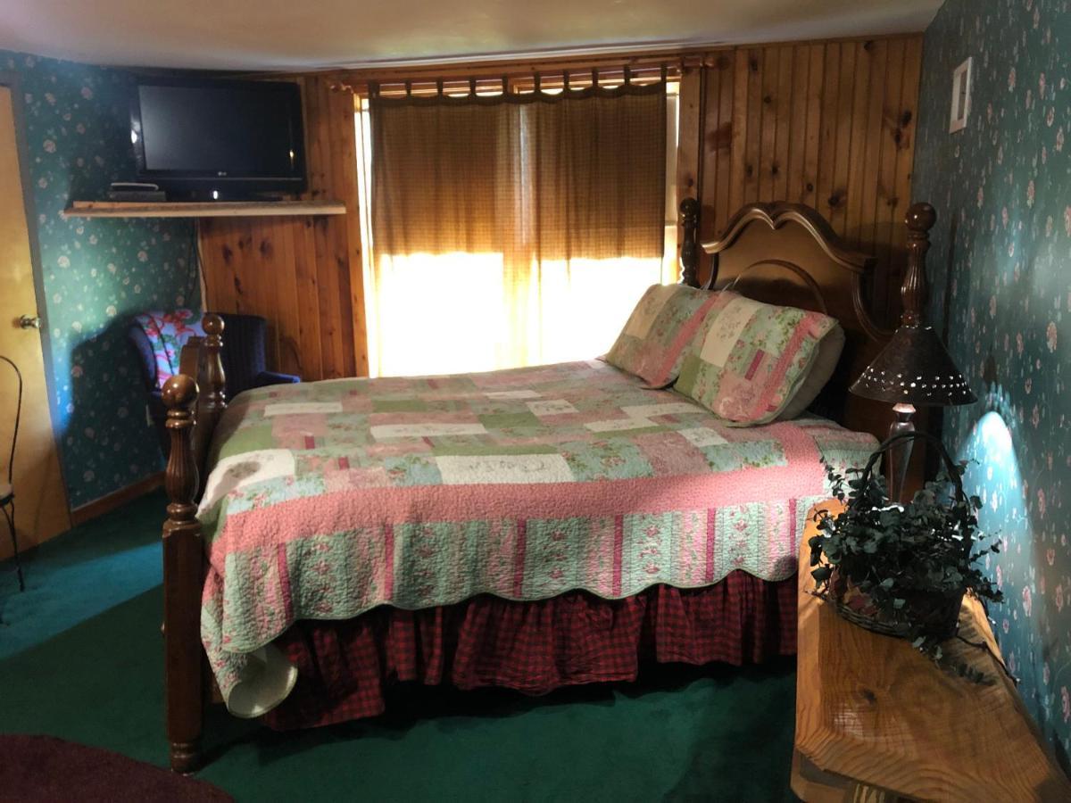 Smokies Bed And Breakfast - Evergreen Cottage Inn Pigeon Forge Exteriér fotografie