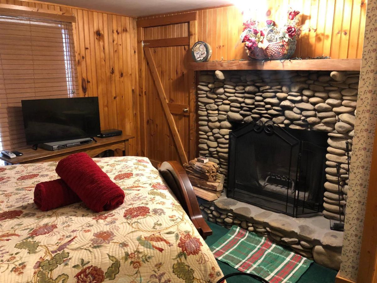 Smokies Bed And Breakfast - Evergreen Cottage Inn Pigeon Forge Exteriér fotografie