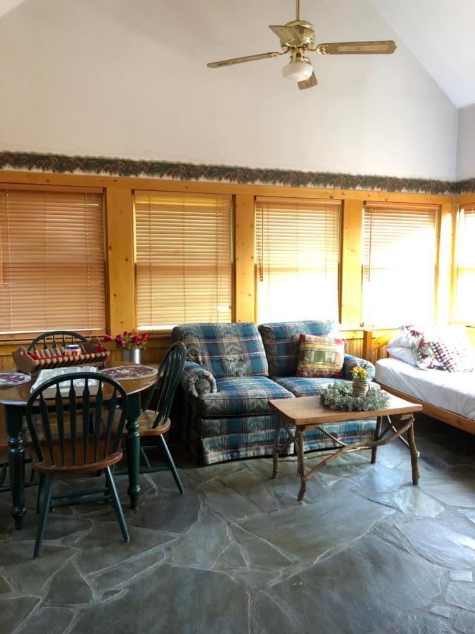 Smokies Bed And Breakfast - Evergreen Cottage Inn Pigeon Forge Exteriér fotografie